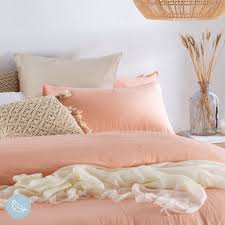 Pin By Motherofdragons On Peach And Rose Gold Bedroom In 2020 Peach Bedroom Quilt Cover Sets Blue Master Bedroom