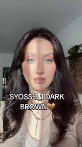 Aisha Haslam's Instagram, Twitter & Facebook