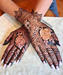 An intimate royal wedding of two lovely souls, omar & julia, who come from different parts of the world & they celebrated their beautiful union. 41 Simple Mehndi Designs For Your Fingers