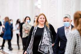 Soțul ei are origini în macedonia. Diana È™oÈ™oacÄƒ A Fost ExclusÄƒ Din Aur Q Magazine