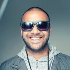 The Crying Zombie (@Darrenrahaman)