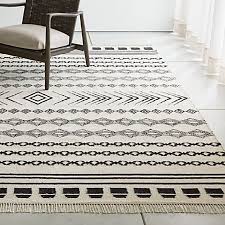 Sota Black Aztec Stripe Rug 8 X10 Reviews Crate And Barrel Striped Rug Rugs Crate And Barrel