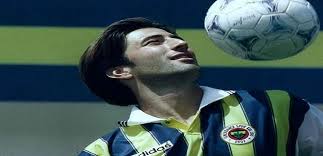 Gençlik yıllarında i̇sviçre'de düzenlenen bir ankette en iyi genç futbolcu seçilmiştir. Murat Yakin Kimdir