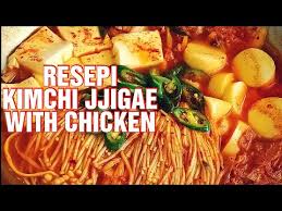 Bahan b 1 inci halia 12 bawang besar 5 ketul bawang putih 1 biji buah pear bahan c pemekat 3 sb sup kimchi atau kimchi soup ini di negara asalnya korea selatan biasa dikenal dengan nama kimchi guk. Resepi Kimchi Stew Halal Dan Sedap Youtube