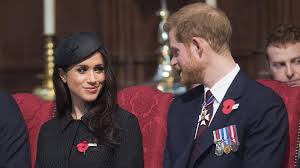 Als er einen neuen mitarbeiter sucht. Meghan Markles Suits Ehemann Ist In London Gelandet Stern De