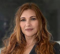 It's All In Your Mind : Sharratt, Lindsey: Amazon.com.au: Books