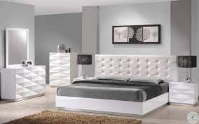 Verona White Lacquer Youth Platform Bedroom Set White Leather Bedroom White Bedroom Set King Size Bedroom Sets