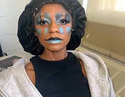 Bria! Projects :: Photos, videos, logos, illustrations and branding ::  Behance