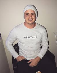 Home and away johnny ruffo. Home And Away Star Johnny Ruffo Diagnosed With Brain Cancer After Having Emergency Surgery To Have Tumour Removed