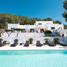 Ibiza Property 6 Bedroom Villa Roca Llisa White Ibiza Maison En Pierre Maisons Contemporaines Terrasse Jardin