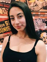 Diana Monge's Instagram, Twitter & Facebook