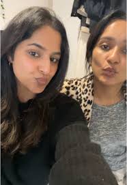 Riya George (@riyageorge8)