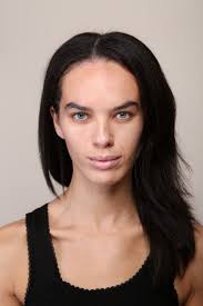 Hey! I am a Model currently looking to Work with Photographers that have  experience in Shooting Digitals! Feel free to DM me