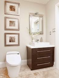 Si tu cuarto de baño es pequeño, solo bastará con que coloques una sola luz en el techo y, si es amplio puedes colocar varias luces de forma empotrada. Como Decorar Un Bano De Casa De Infonavit Paso A Paso