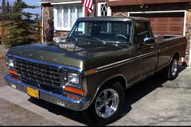 This Is Our 1978 2wd F150 Long Bed 302 C I My Father In Law Bought The Truck New In Texas And Drove It Home To Al Ford Trucks Ford Pickup Trucks 79 Ford Truck