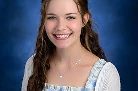 Audrey Everett's Instagram, Twitter & Facebook