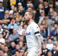 Die komplette aktuelle plazierung der liga tabelle bitte hier anschauen premier league tabelle. Leeds Aston Villa Spieler Widersetzt Sich Bielsas Fair Play Ansage Welt