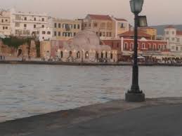 Παράδοση και παραλαβή σε όλα τα αεροδρόμια, σε λιμάνια και σε δεκάδες άλλα σημεία. Palio Limani Xania Eikona Toy Palio Enetiko Limani Xania Tripadvisor