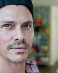 Happy 43rd birthday, husband 😍 @kennybraasch10 🎉🎈🧡🥳😘