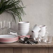 Vista alegre cambridge dinner plate. 16 Dinnerware Sets With The Clever Seal Of Approval Architectural Digest