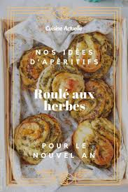 Roule Aux Herbes Recette Des Roules Aux Herbes Recette A Base D Herbe Recette A Base En 2020 Recette A Base De Pate Feuilletee Recette A Base De Pesto Alimentation