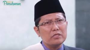 Terdapat khalifah abu bakar, khalifah umar bin khattab, khalifah ustman bin. Tadarus Ke 10 Tugas Manusia Sebagai Khalifah Di Bumi Tribun Jateng