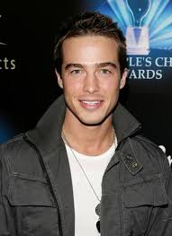 Ryan Carnes Pictures and Photos