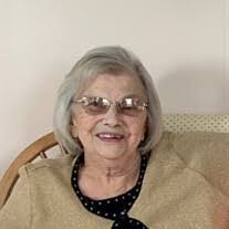 Martha Vandervort's Instagram, Twitter & Facebook