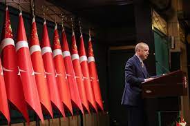 Bu durum sonucunda birçok vatandaş, salgına dair önemli kararların alındığı kabine toplantısının ne zaman toplanacağını araştırmaya başladı. Bu Hafta Kritik Kabine Toplantisi Ne Zaman Hangi Gun Yapilacak Neden Ertelendi Bakanlar Kurulu Kabine Toplantisi Ne Zaman Ertelendi Mi Son Dakika Haberler