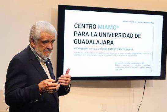 Dicta conferencia el doctor Juan Alfredo Tamayo y Orozco, sobre la atención  metabólica ósea y el modelo MIAMO Clic aquí: https://bit.ly/4mCJnrt
