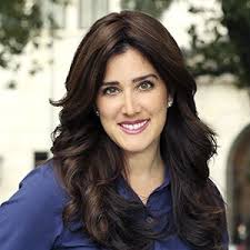 Leah Rubin's Instagram, Twitter & Facebook