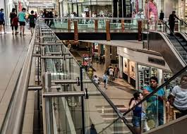 C'è l'ipotesi del 29 maggio il messaggero. Centri Commerciali Chiusi Nel Weekend Siamo Al Collasso Maxi Protesta Affaritaliani It