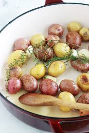 Pommes De Terre Grenailles Sautees Et Confites A L Ail Romarin Et Thym Recette Pomme De Terre Grenaille Recettes Minceur Alimentation