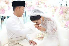 Tengku abu bakar ahmad bin tengku abdullah. Intip Indahnya Royal Wedding Malaysia Saat Cucu Sultan Dinikahi Bangsawan Foto 2