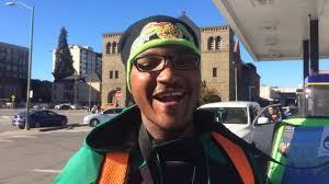 South Memphis Deonte Relerford in OAKLAND California. SELF-TAUGHT ARTIST