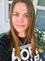 Laura Poleski's Instagram, Twitter & Facebook