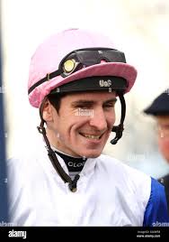 Hector crouch hi-res stock photography and images