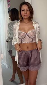 Satén y Más... on X: Seducción satén SaturDayWife 💜  👉🏻t.codzs5NoPd16 t.coZBsfqJkVbm  X