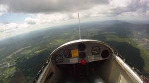 It has a one piece canopy for increased visibility. Intro To Soaring In A Schweizer 2 33 Youtube