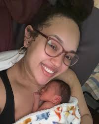 Baby boy is making so much progress 🥹❤️ Day 6 and he's off oxygen, off the  IVs, back up to 4 pounds, and we're starting the breastfeeding latch phase  🥹❤️. Omari is