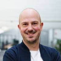 Oliver Frings's Instagram, Twitter & Facebook