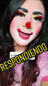 Piñita Coco La Payasita Sin Maquillaje