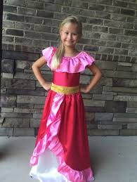 Courageuse et aventurière, elle n'hésite pas à partir combattre une sorcière maléfique quand cette dernière attaque son royaume. 14 Idees De Avalor Robe Princesse Fille Costumes D Halloween Enfants Robe De Mariee Pour Enfants
