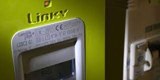 Ces compteurs émettent des radiations qui ont déjà fait de nombreux malades, augmentent les factures d'électricité et ont accès à notre consommation a distance. A Toulouse La Plus Grande Action Collective De France Contre Les Compteurs Linky D Enedis