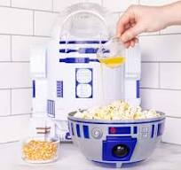 Uncanny Brands 2 oz. Kernel Capacity in Blue/White with Fully Operational  Droid Kitchen Appliance Star Wars R2D2 Popcorn Maker POP-SRW-R2D2