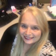 Dianna Beals's Instagram, Twitter & Facebook