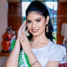 Tamara Avalos's Instagram, Twitter & Facebook