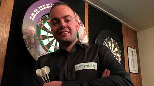 See more ideas about darts, play darts, pro darts. Jan Dekker Loot Vrouw Op Wk Darts Rtv Drenthe