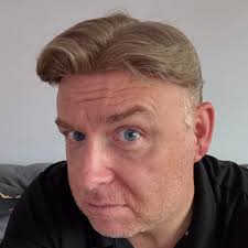 Will there be a run of Tshirts (medium) with the great ' O '  logo/character? Had a quick play and chat to the chaps (thanks both!) The  later levels look great 👍