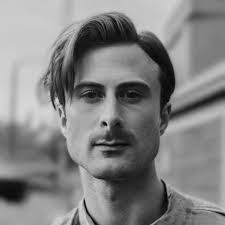 Chris Elvidge's Instagram, Twitter & Facebook